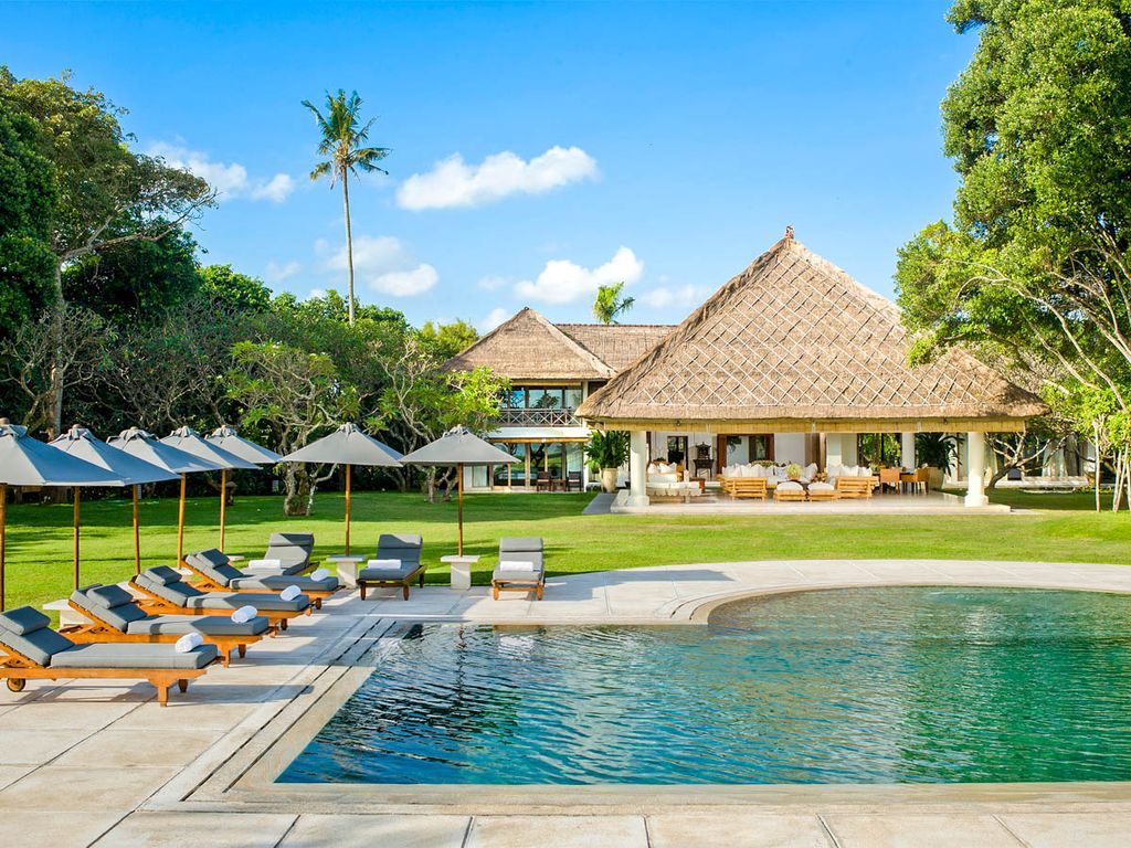 Villa Atas Ombak Seminyak Olivers Travels   2 