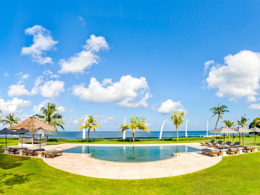 Villa Atas Ombak Seminyak Olivers Travels   1 