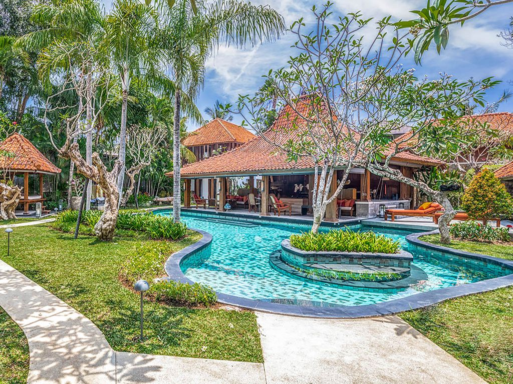 Villa Des Indes 1 Seminyak Olivers Travels   1 