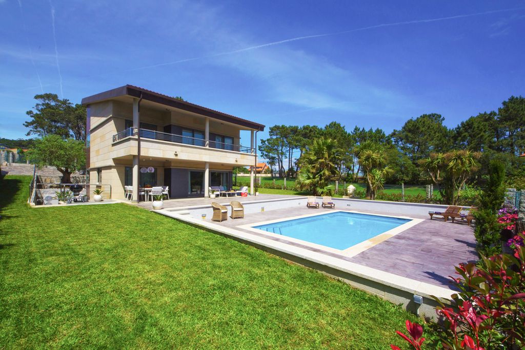 Villa Galiza Galicia Olivers Travls 1