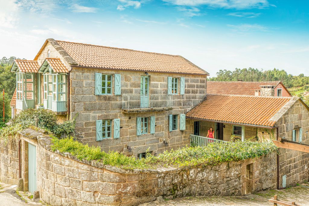 Villa Lerez Galicia Olivers Travels 002