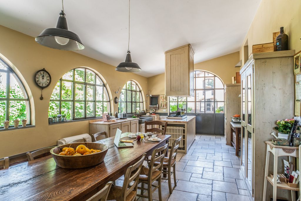 Villa Fratini Tuscany Olivers Travels 004