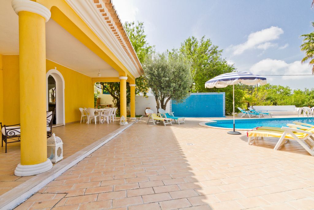 Casa Torre Loule Olivers Travels 5