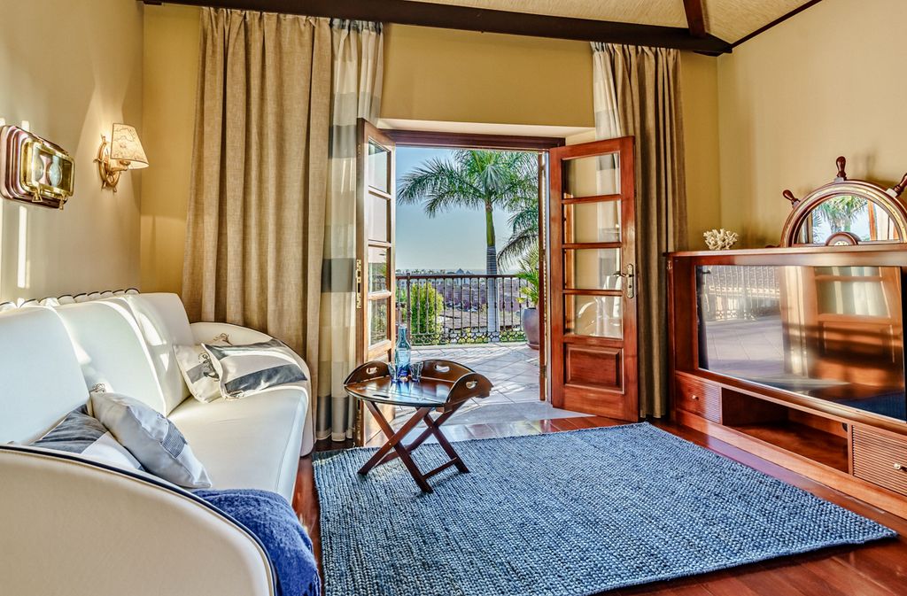 5casa rosy wind tenerife olivers travels