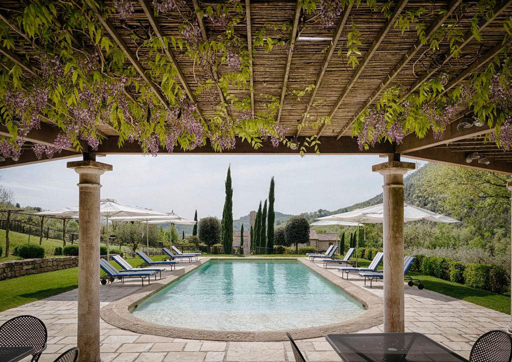 Villa Chiesa Umbria Olivers Travels 2