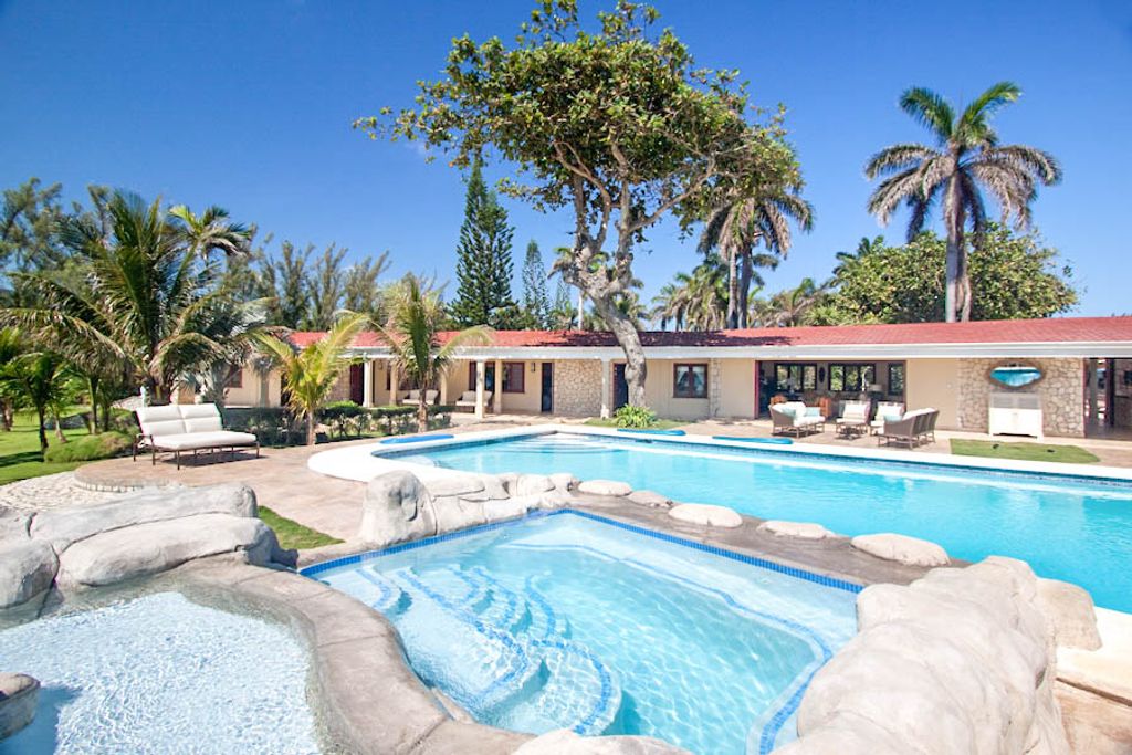 Benitiote Shore House Jamaica Olivers Travels 1