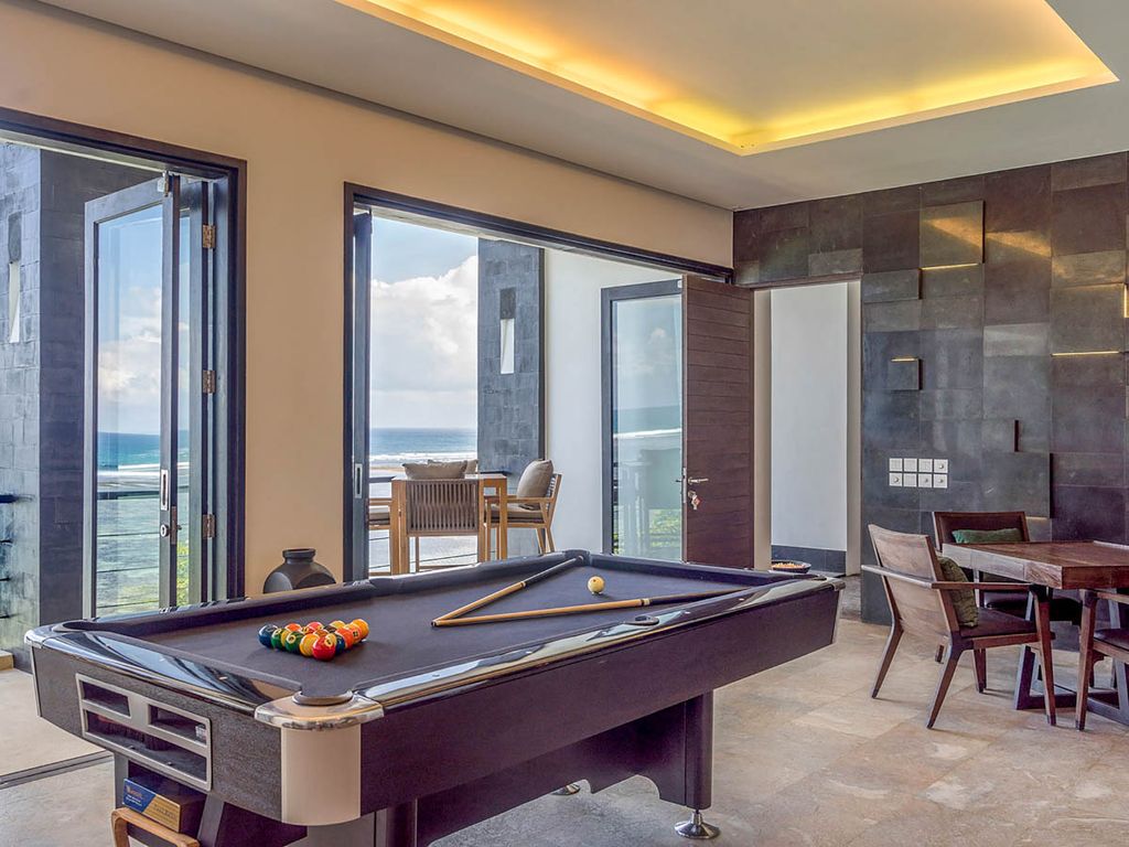 Grand Cliff Nusa Dua Uluwatu Olivers Travels 4