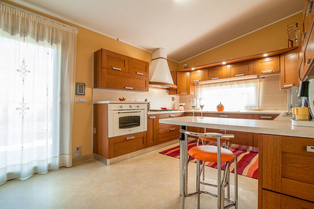 Villa Cenate Puglia Olivers Travels 04
