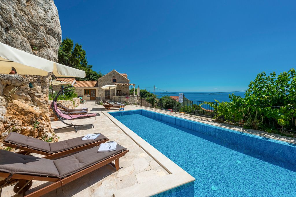 Villa Brovnik Dubrovnik Olivers Travels 1