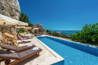 Villa Brovnik Dubrovnik Olivers Travels 1