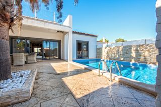 Villa Tolera Vale do Lobo Olivers Travels 1