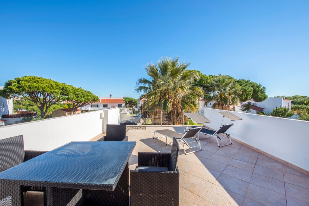 Villa Tolera Vale do Lobo Olivers Travels 5