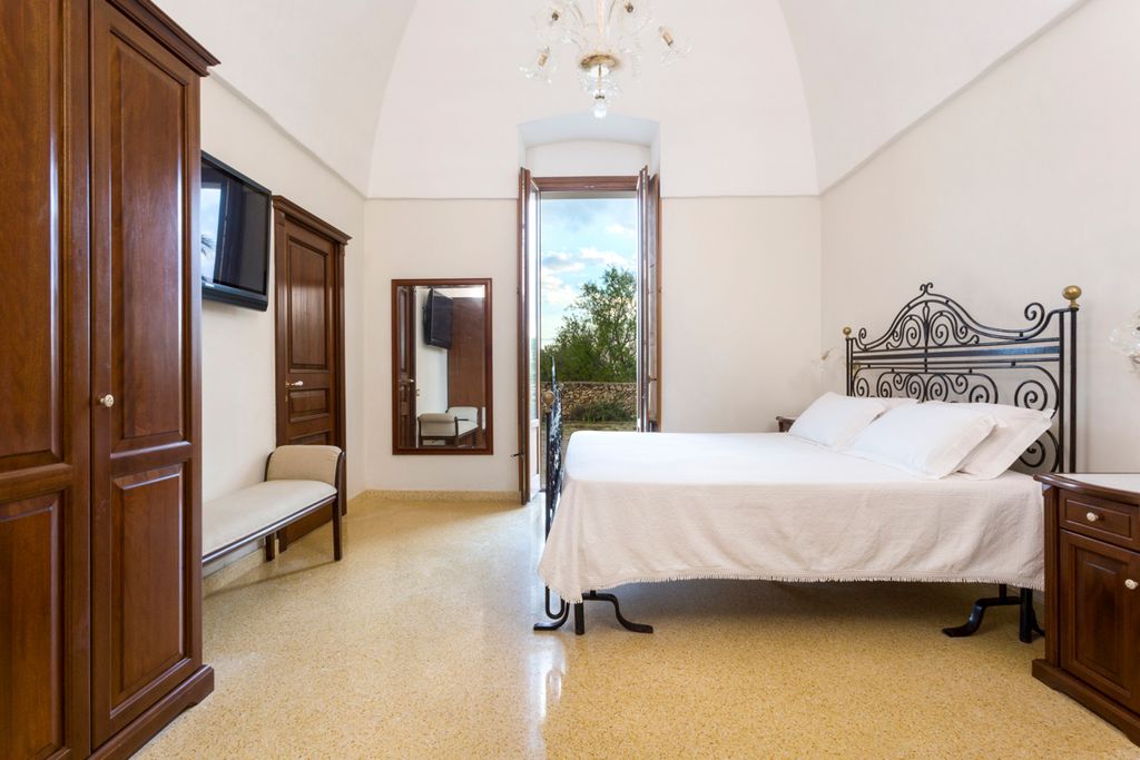 Tenuta Corsari Puglia Olivers Travels 3