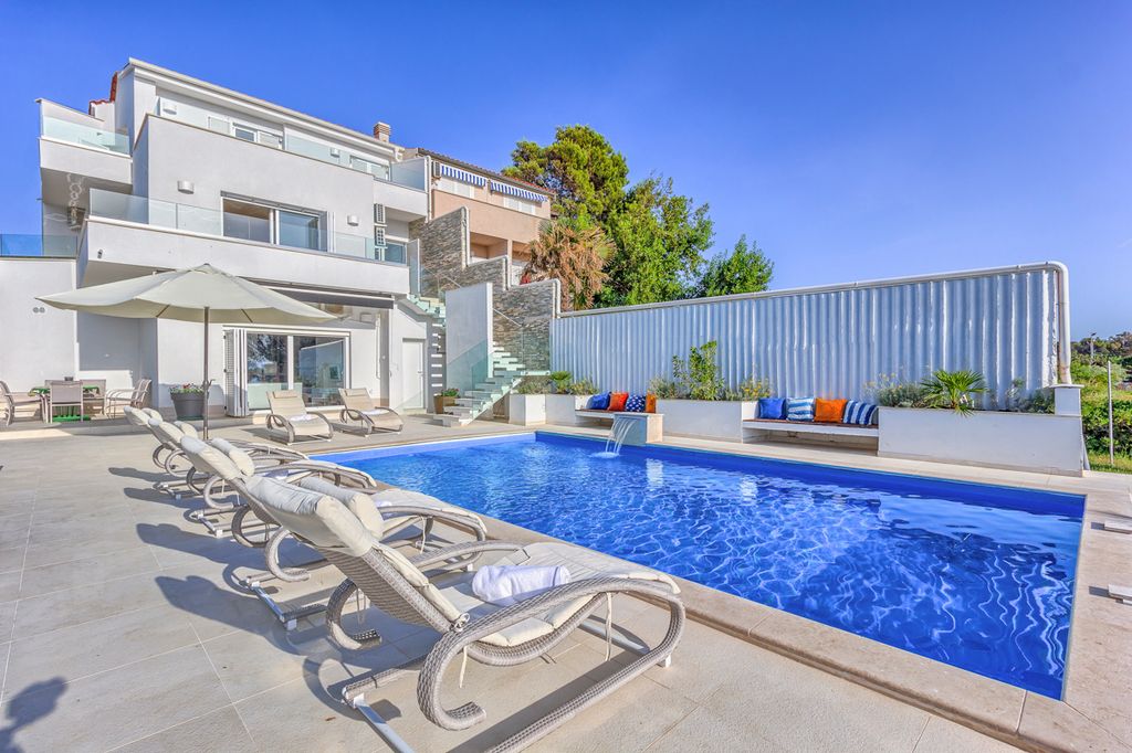 Villa Punat Kravner Olivers Travels 1