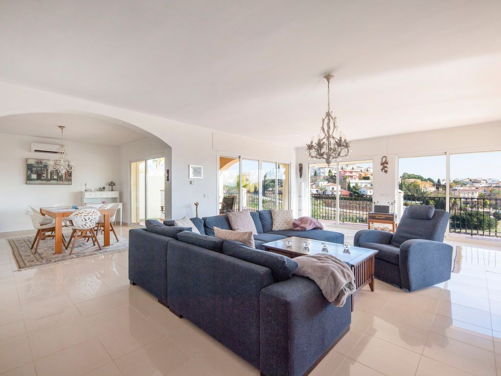 Villa Eneldo Costa Del Sol Olivers Travels3