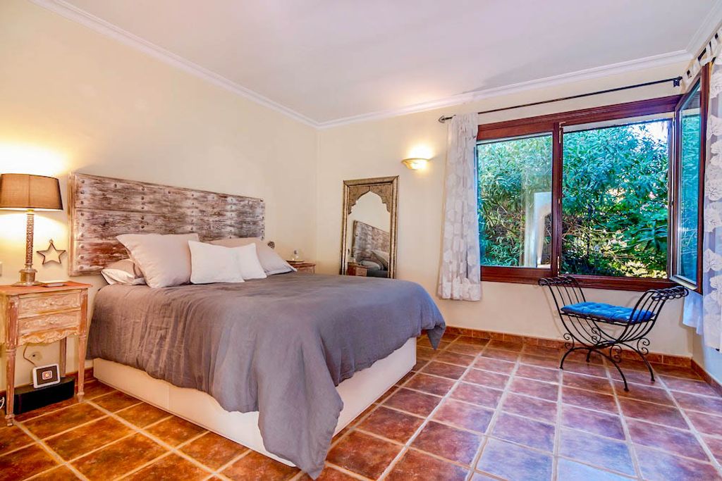 Villa Acebuche Costa Del Sol Olivers Travels 5