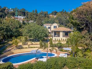 Villa Acebuche Costa Del Sol Olivers Travels 1