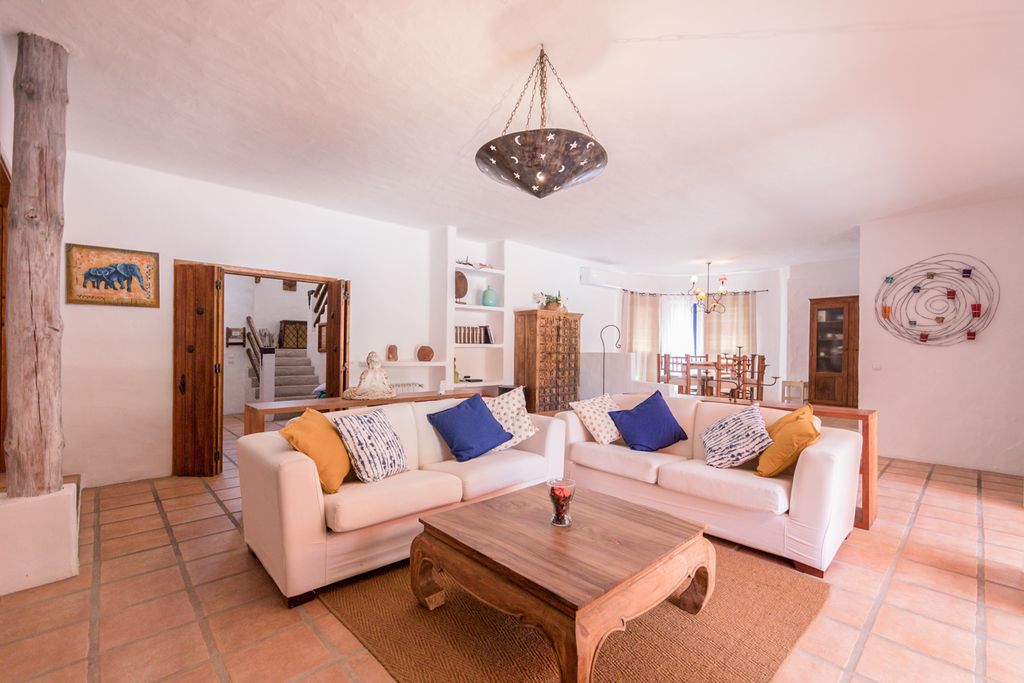 Villa Borja Lisbon Olivers Travels 03