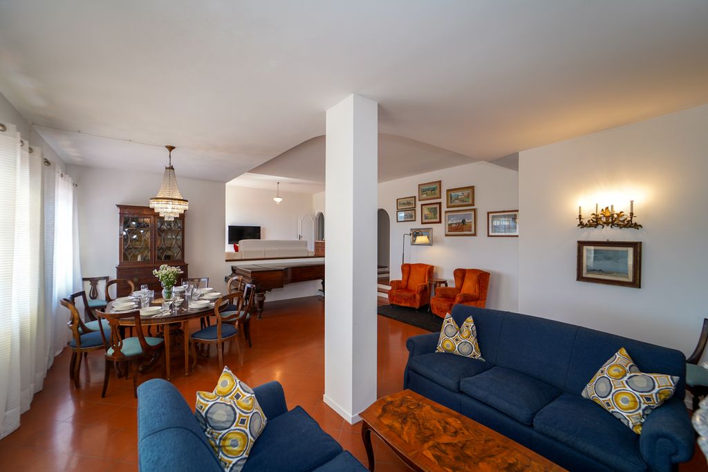 Villa Nocturno Liguria Olivers Travels 03