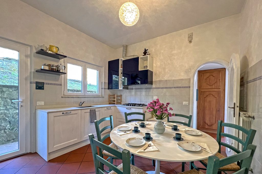 Villa Nocturno Liguria Olivers Travels 05