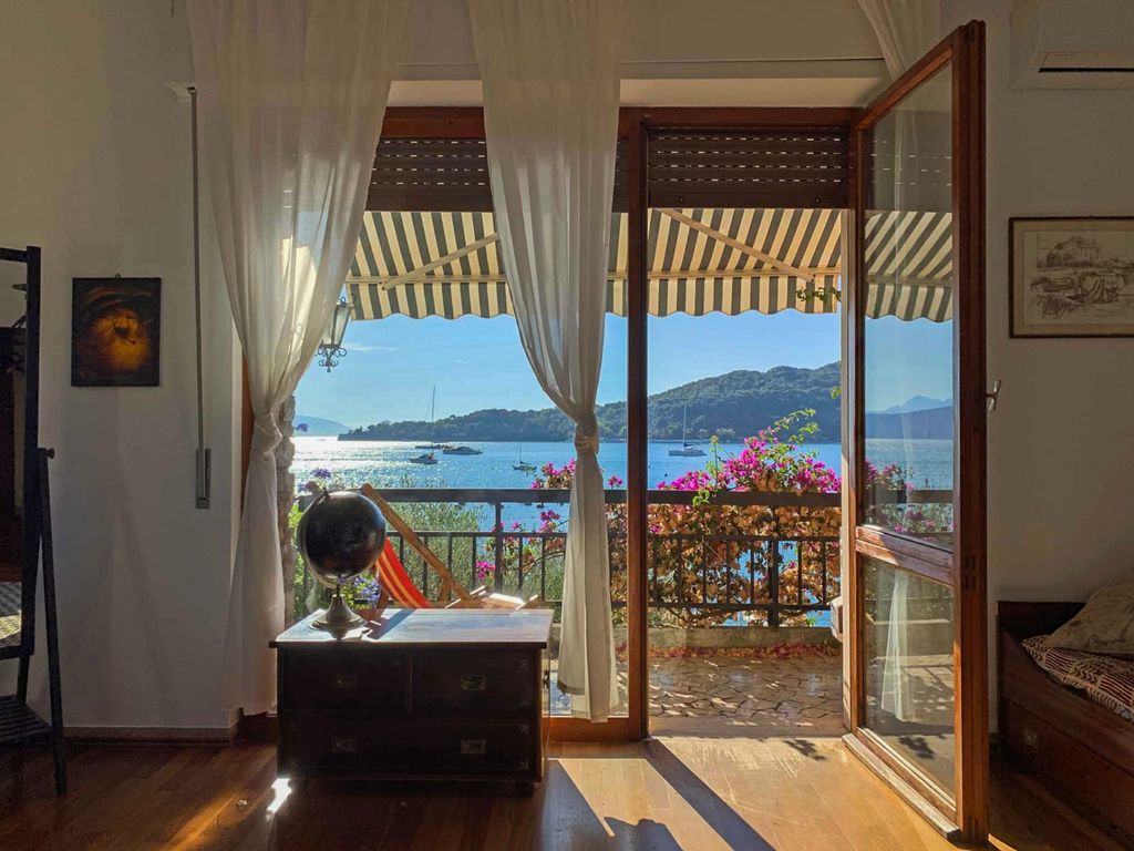 Casa Arnella Liguria Olivers Travels 05