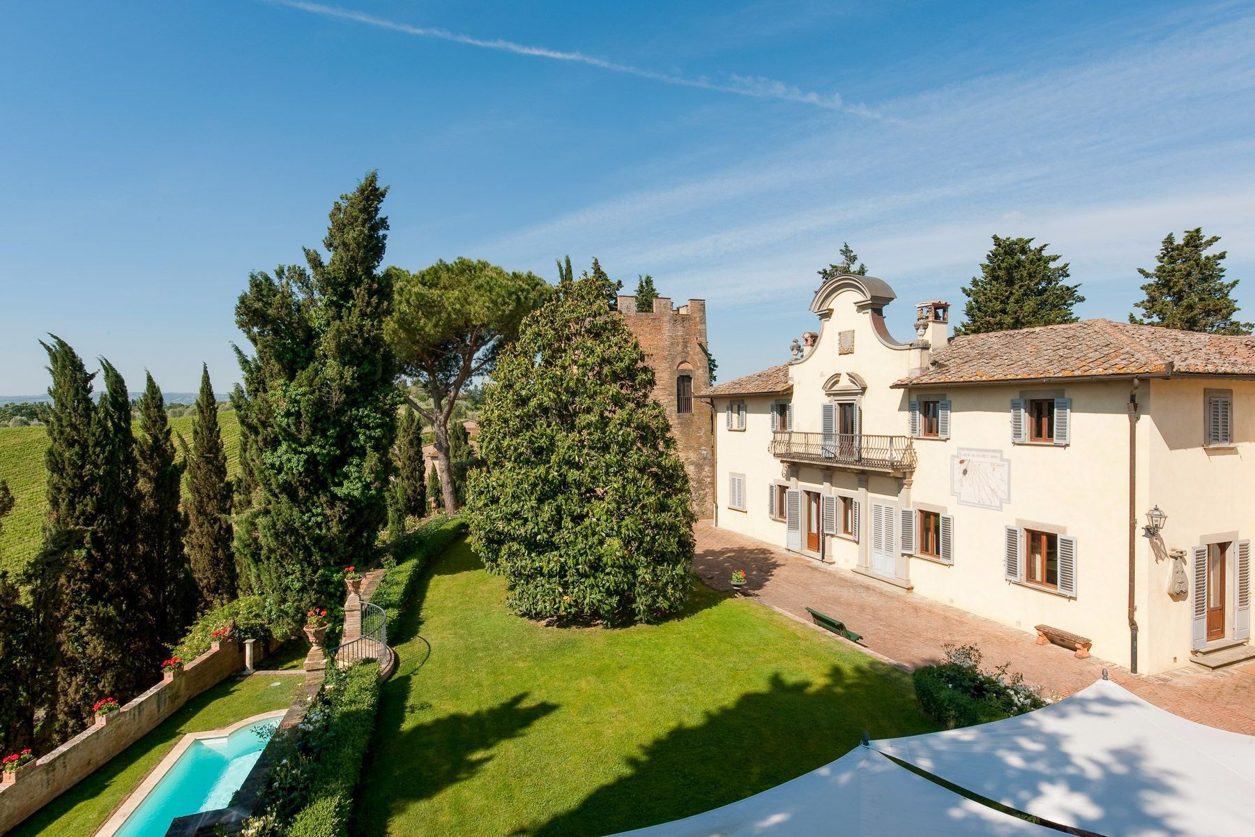 Villa ID-902