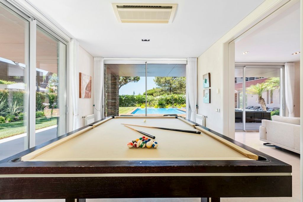 Villa Atlanta Quinta do Lago Olivers Travels5