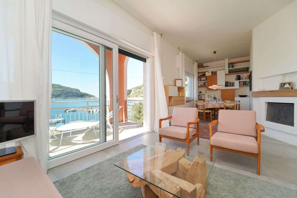 Casa Palmaria Liguria Olivers Travels 3
