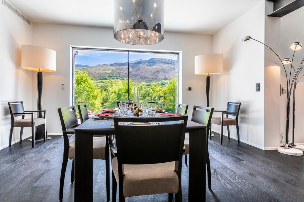 Vue Montagne Biarritz Olivers Travels 4