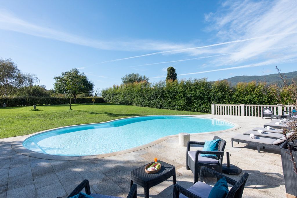 Villa Rias Galicia Olivers Travels5