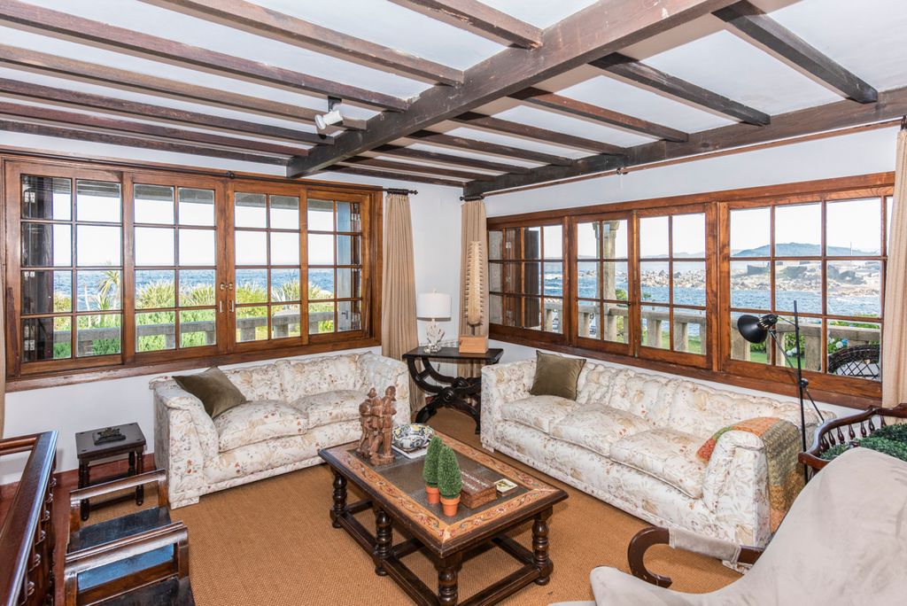 Villa Bajo Mino Galicia Olivers Travels5