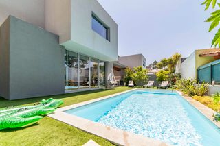 Villa Telha Lisbon Olivers Travels1