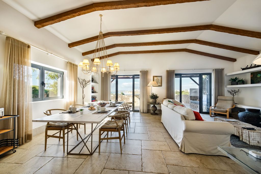 Villa Portimao Algarve OliversTravels 3