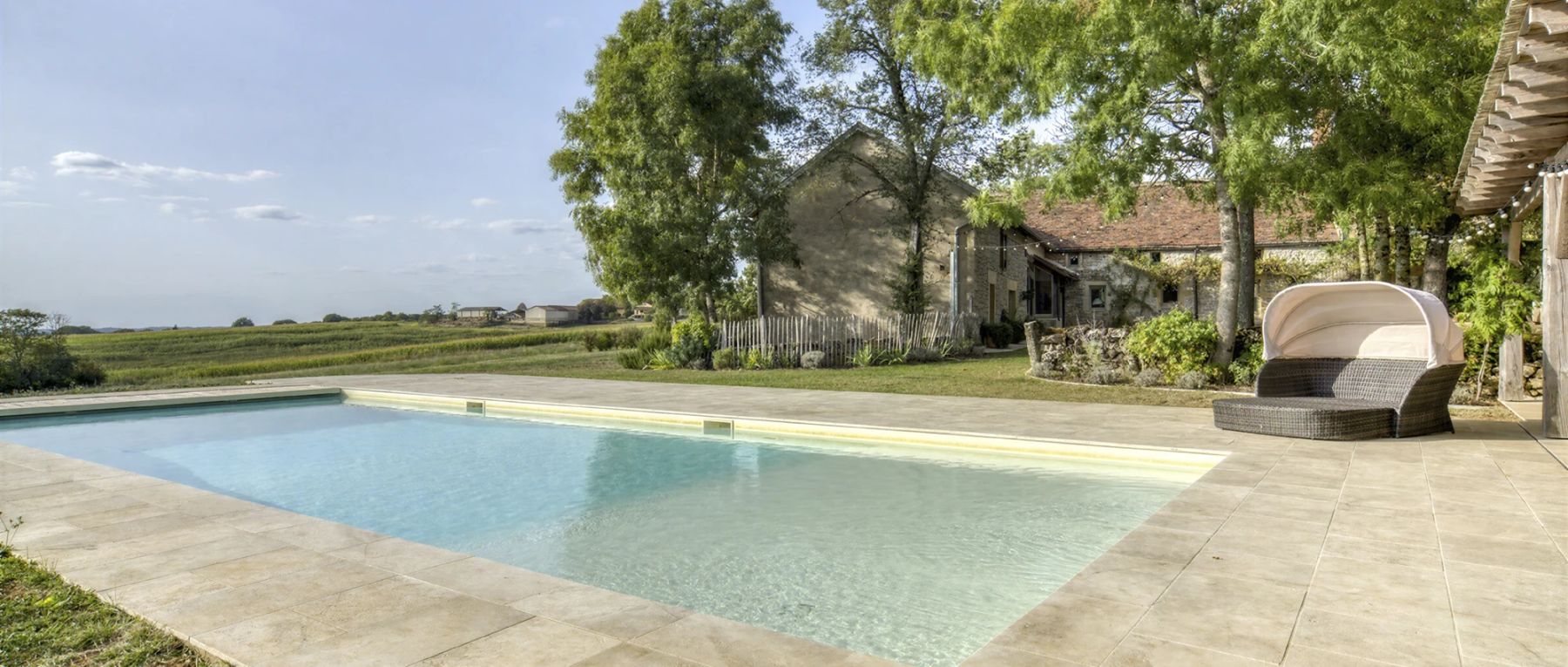 001 la felicite south west france olivers travels desktop center