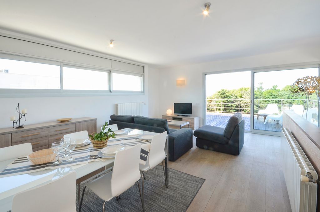 Villa Garzania Costa Brava Olivers Travels 3