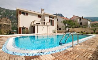 Villa Cattaro Bay Kotor Olivers Travels 1 01