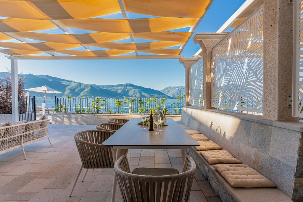 Kotor Cottage Montenegro Olivers Travels 2