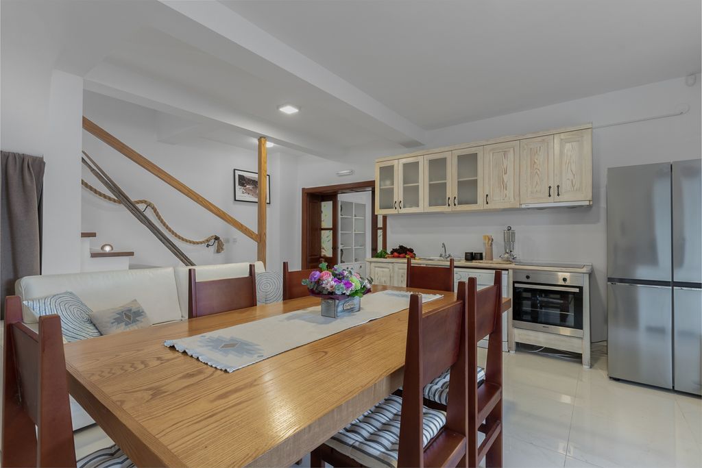 Kotor Cottage Montenegro Olivers Travels 5