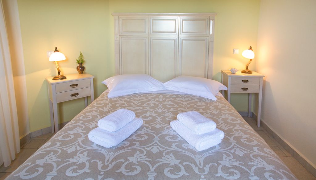 Villa Pasque Lefkas Olivers Travels 4