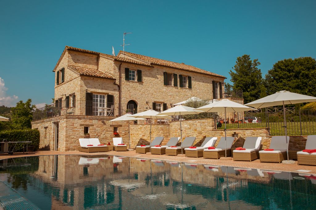 Roverella Le Marche Olivers Travels1