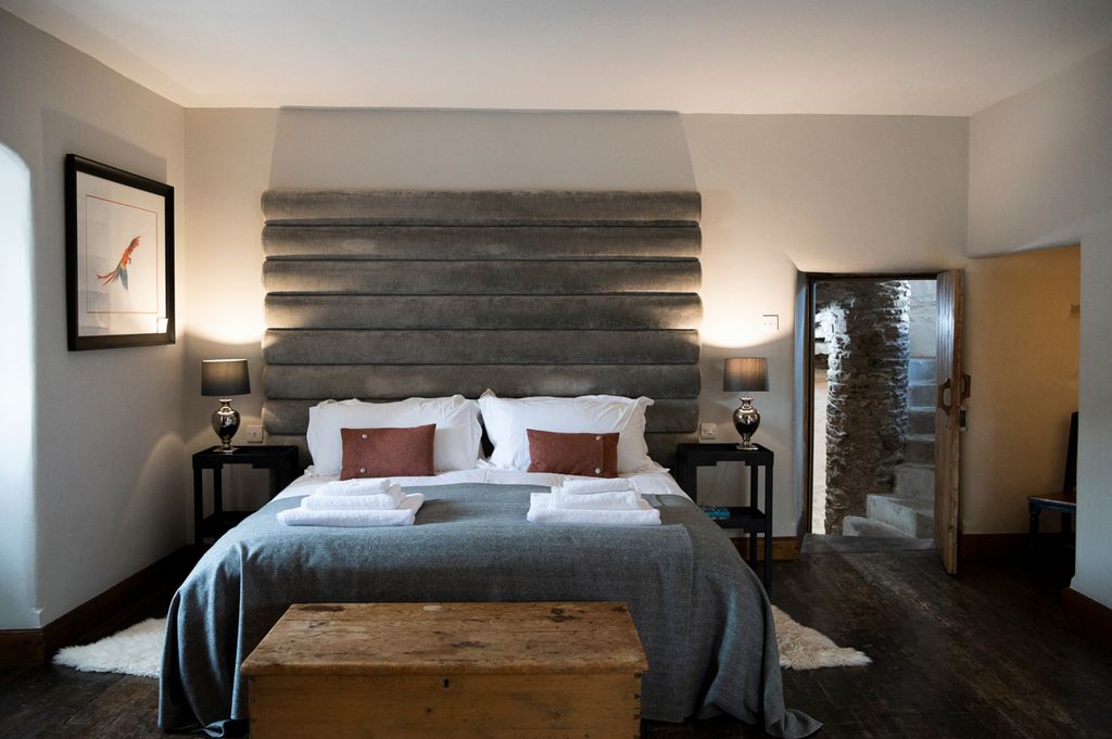 Aikwood Tower Scotland Olivers Travels5