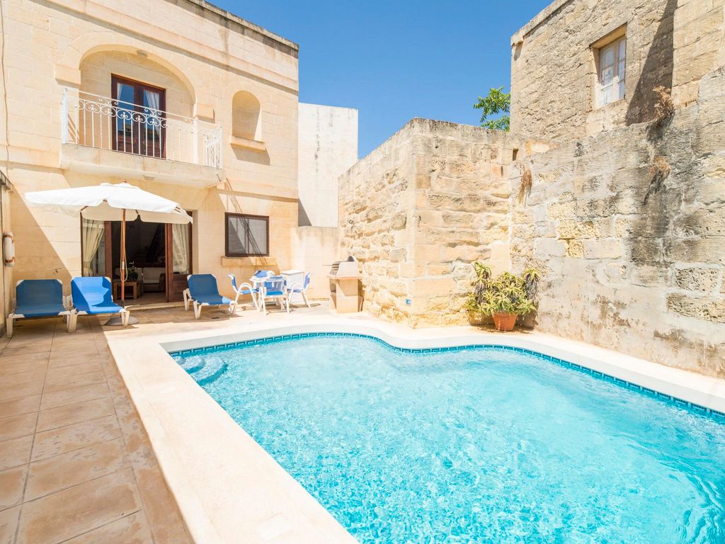 Farmhouse Pompea Malta Olivers Travels 1