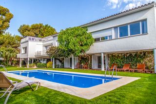 Villa Armengol Sitges Olivers Travels 1