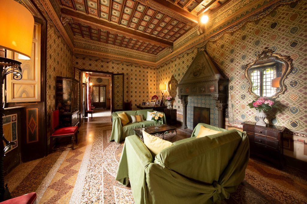 Italy Castle Mago Tuscany Olivers Travels3