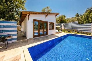 Villa Badem Islamlar Olivers Travels 1