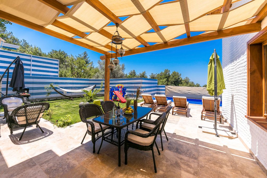 Villa Fistik Islamlar Olivers Travels 5