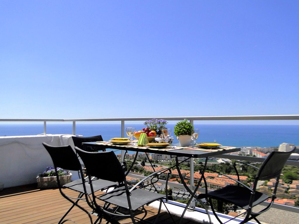 Villa Floris Sitges Olivers Travels 5