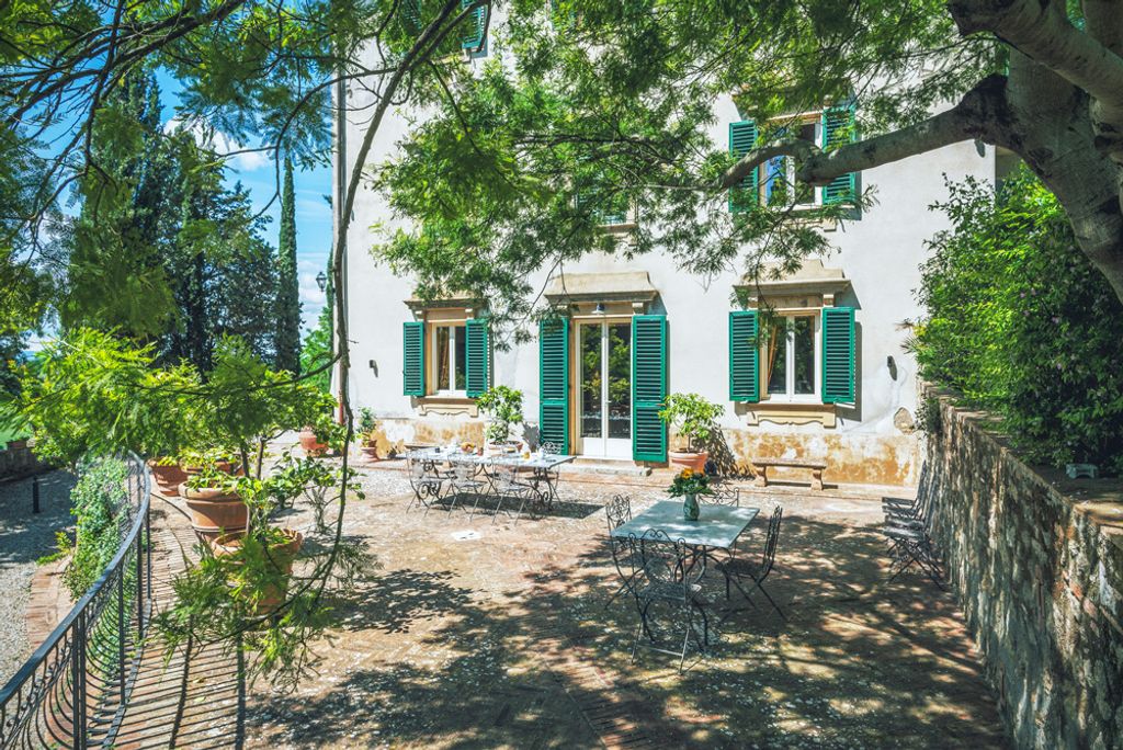 Villa Vinci Tuscany Italy Olivers Travels 1