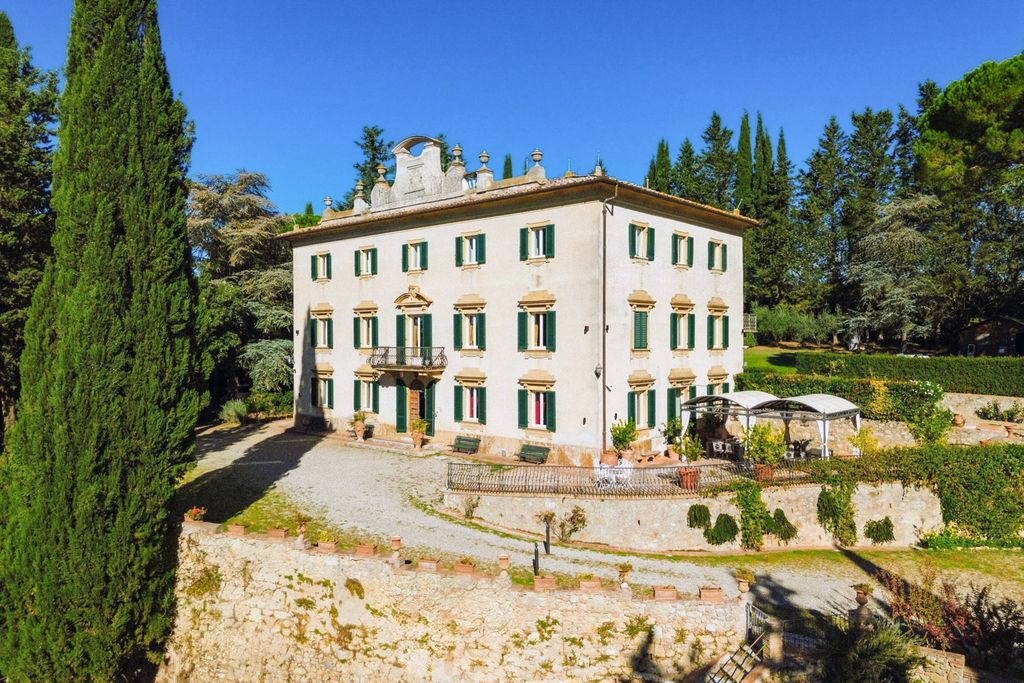 Villa Vinci Tuscany OliversTravels 1