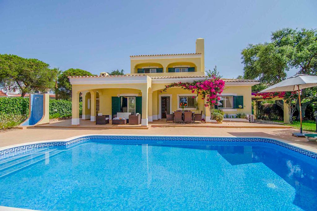 Villa Cistanca Vilamoura Olivers Travels 1